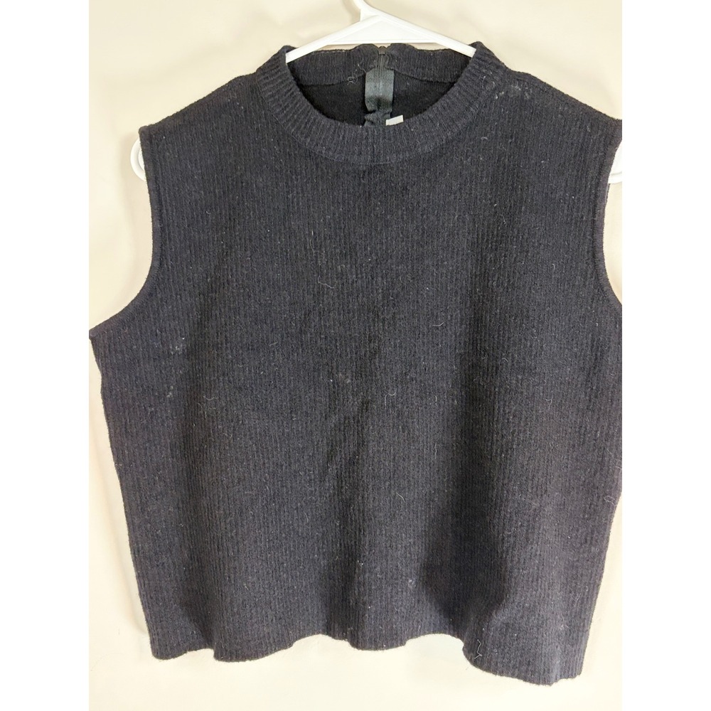 St. John Black Mock Neck Sleeveless Knit Sweater Top Back Zip Size L